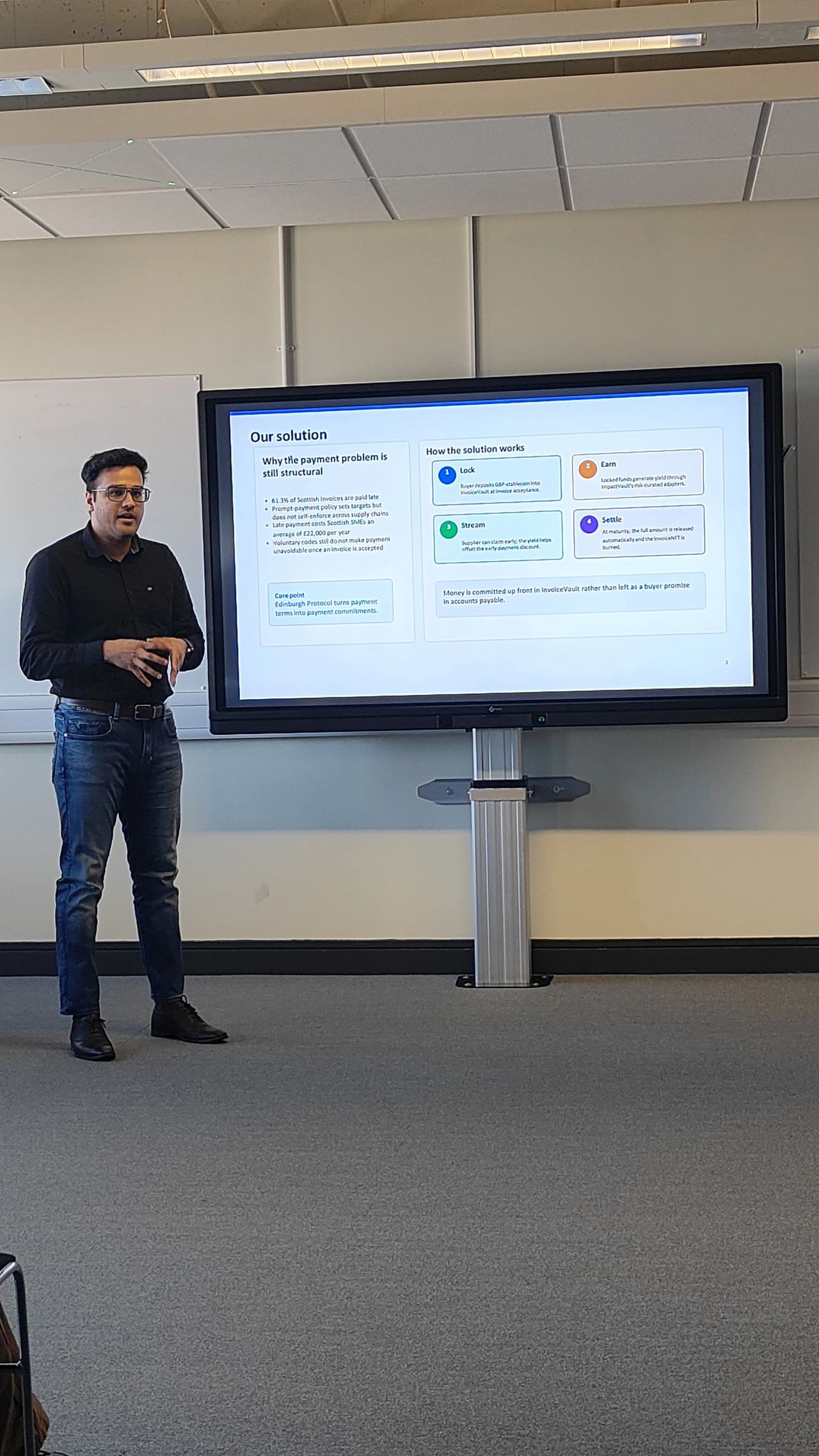 Tesseract Academy presenting the Edinburgh Protocol at the Scottish Centre of Excellence in Digital Trust Future Payments Innovation Challenge